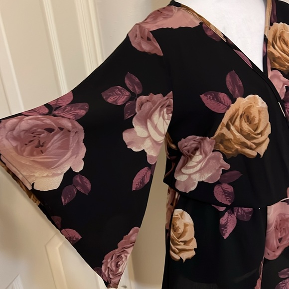 Juniors romper with shorts. - Picture 2 of 6